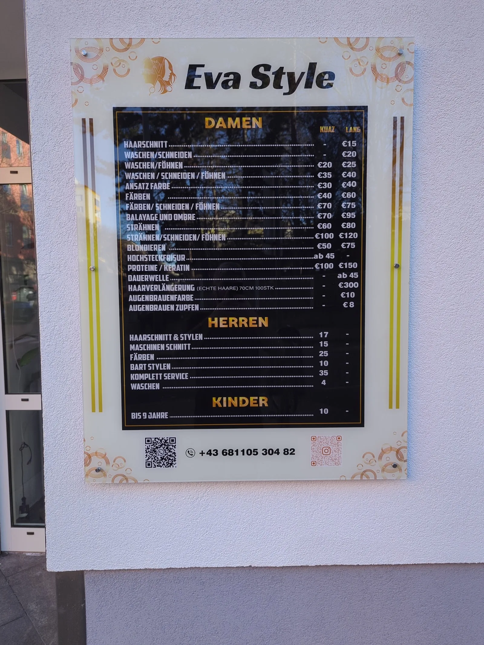 Blick in den Salon